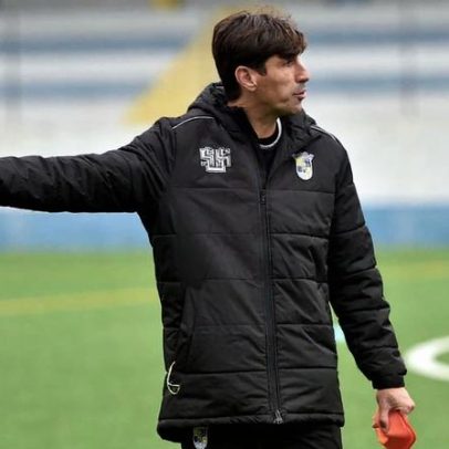 Treinador do Sintrense prefere eliminação pelo FC Porto a perder valores