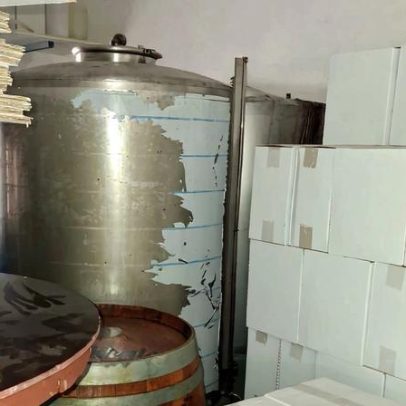 ASAE encerra unidade ilegal de engarrafamento de vinho do Douro em Vila Real