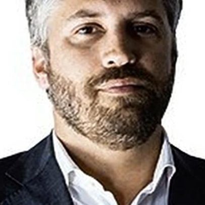2015, dez anos depois: leitura crítica sobre o legado e o presente