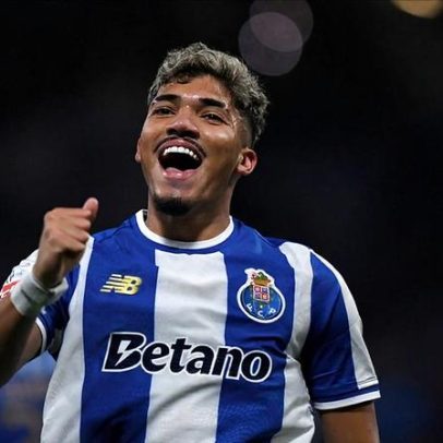 Holsgrove antecipa presente para William Gomes adiantar o FC Porto