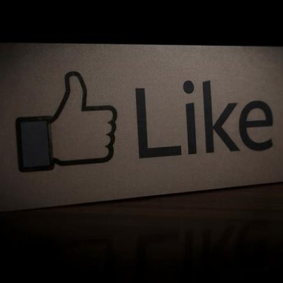 Facebook encerra botões de gosto e de comentar em sites de terceiros