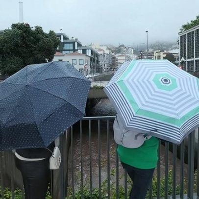 Aguaceiros esperados durante a tarde
