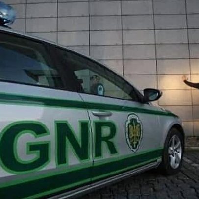 Suspeitos entre 15 e 22 anos arguidos por assaltos violentos em Sines