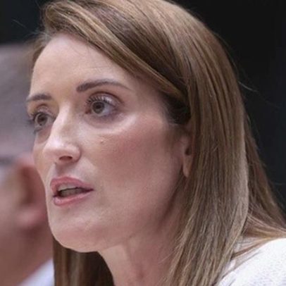Eurodeputadas grávidas poderão delegar voto