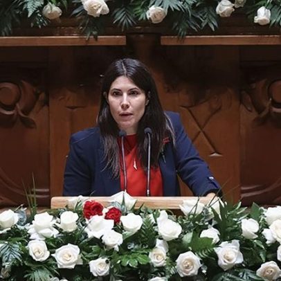 Mortágua fica no parlamento até ao fim do ano; Fabian Figueiredo substituirá Mortágua