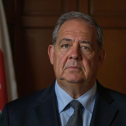 Primeiro-ministro elogia trabalho exemplar de Octávio Félix de Oliveira