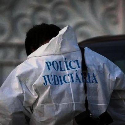 Corpo encontrado ajoelhado com saco na cabeça numa mata de Lisboa