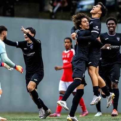 Juniores do Académico de Viseu empatam com o líder Benfica