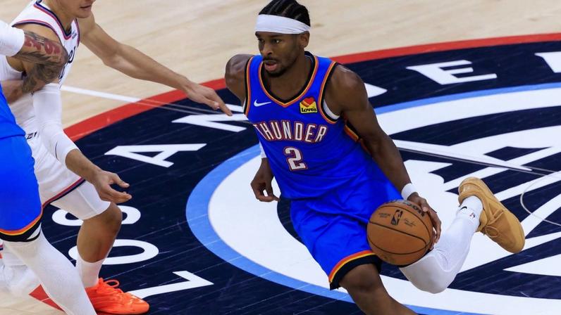 Thunder dominam Lakers num triunfo contundente