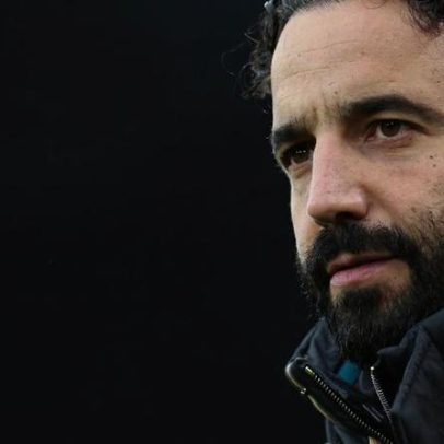 Pupilos do United derrotam Liverpool por 7-0 diante de Amorim