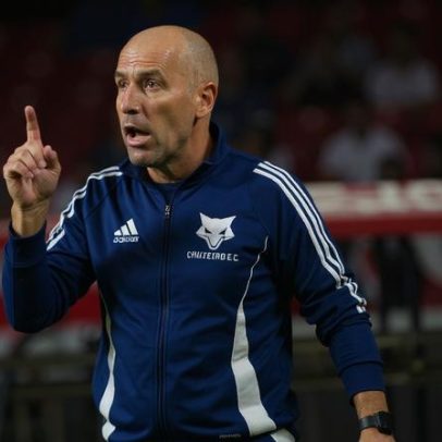 Cruzeiro empata e fica fora da luta pelo título no Brasileirão
