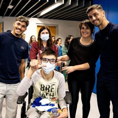 Dupla portista e Ukra levam sorrisos ao Hospital de São João
