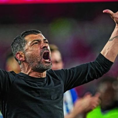 FC Porto felicita Sérgio Conceição, parte dourada da história do clube