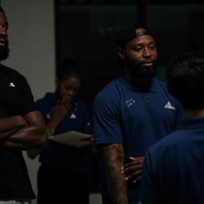 Neemias treina com os Celtics, Mazzulla mantém suspense sobre lesão