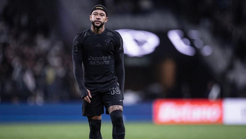 Memphis Depay abandona vida de luxo em hotel para jogar pelo Corinthians