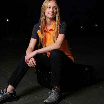McLaren contrata filha de Mika Häkkinen