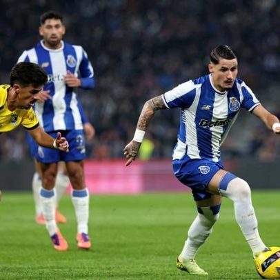 Classe de Borja Sainz coloca FC Porto na frente