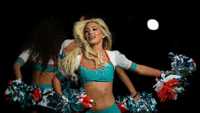 NFL invade Madrid com show e famosos no Bernabéu