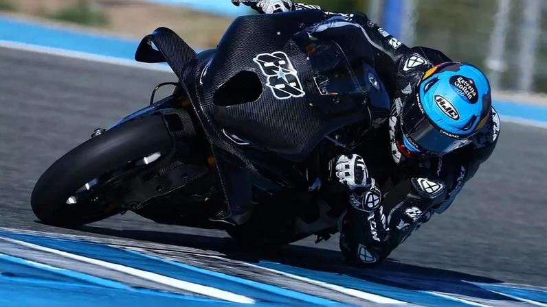 Miguel Oliveira em ação com a BMW nos testes da Superbike em Jerez - Foto: D.R.
