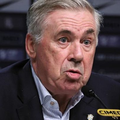 Ancelotti relembra o Brasil defensivo de 1994 e 2002