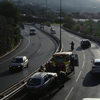 Avaria agrava trânsito na Ponte dos Frades antes do nó de Câmara de Lobos