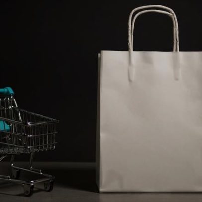 Compras online na Península Ibérica devem crescer quase 14% neste ano