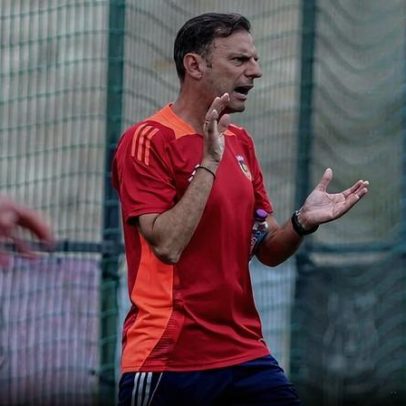 Silaidopoulos já prepara o Santa Clara