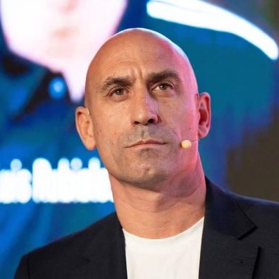Investigação revela que o tio atirou os ovos a Rubiales