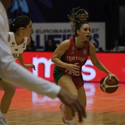 Portugal perde na qualificação para o Europeu feminino