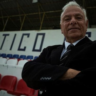 Ex-treinador do Benfica vive numa roulote