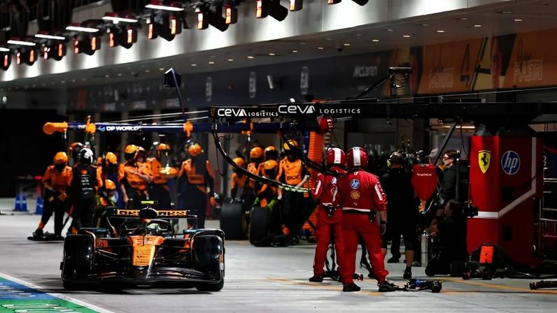 Box da McLaren - Foto: IMAGO