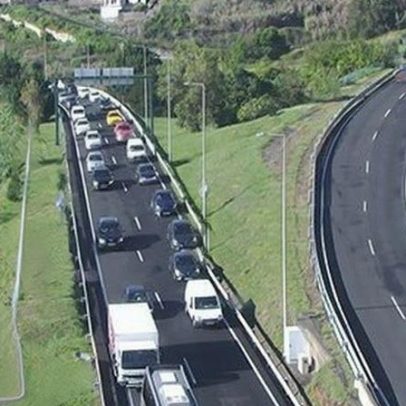 Capotamento deixa ferido grave em Santa Cruz