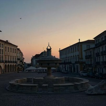 Câmara de Évora aumenta para 45 mil euros o investimento na iluminação de Natal