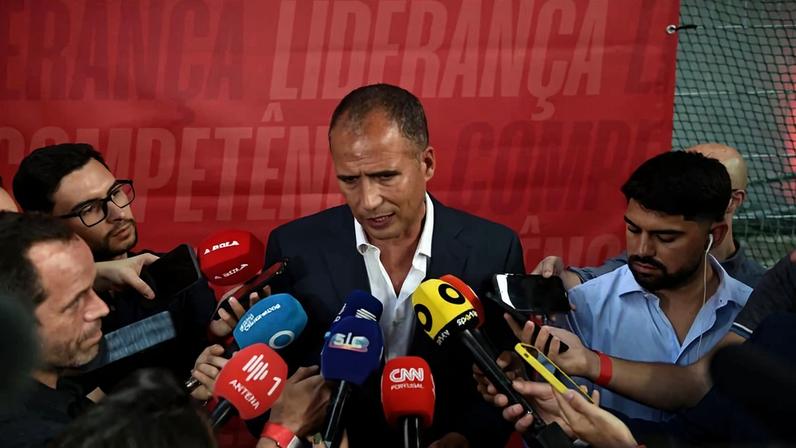 Ricardo Araújo Pereira visto de forma inédita