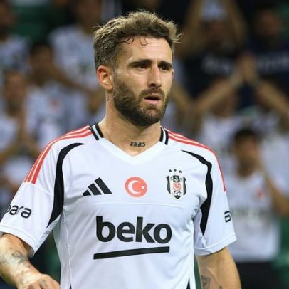 Beşiktaş desmente dores de Rafa em Istambul