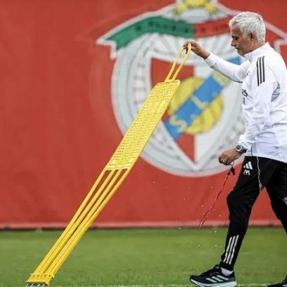 Urgência por extremos aumenta no Benfica