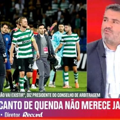 Árbitro do Santa Clara-Sporting comenta decisões, admite perceção a quente