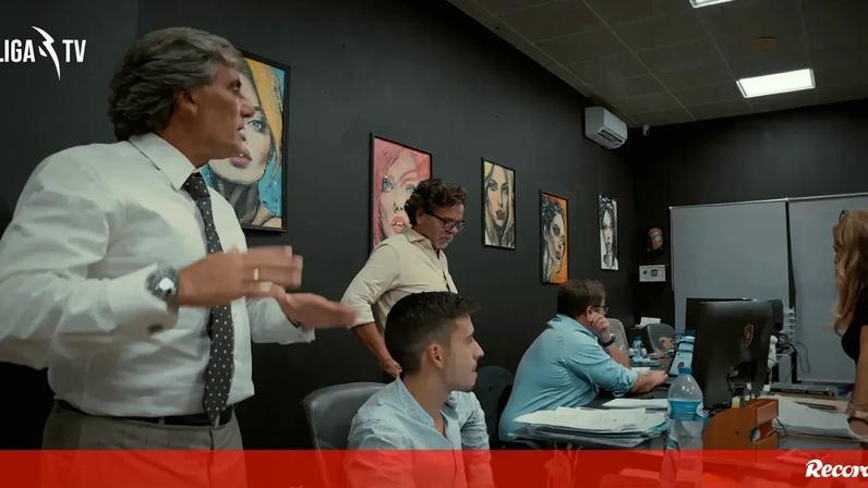 Bastidores e tensão no último dia de mercado de transferências