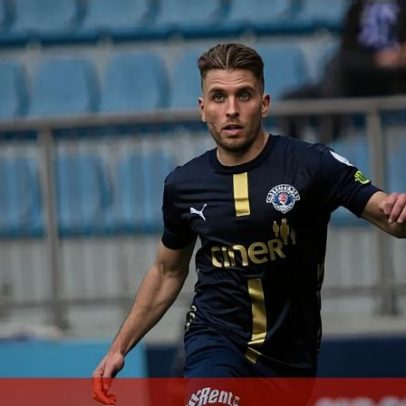 Golo de internacional português nomeado para o Prémio Puskas