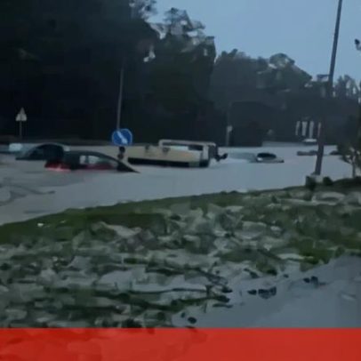 Depressão Cláudia provoca alagamento na EN 378 e carros submersos no Seixal