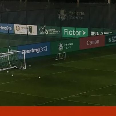Abel Ferreira volta a imitar Ronaldinho, com pontaria extrema