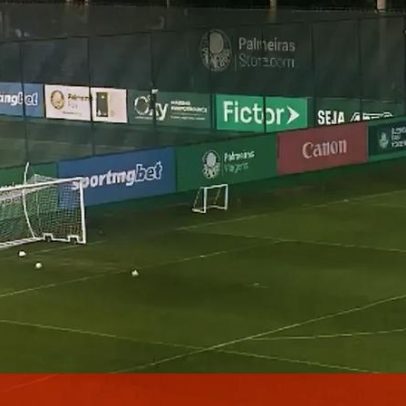 Abel Ferreira volta a imitar Ronaldinho, com pontaria extrema