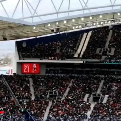 Diogo Jota presente, homenagem ao minuto 21 no Portugal-Arménia