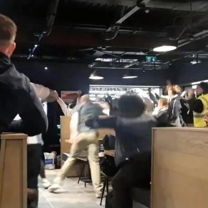 Golo de Parrott aos 90'+6 agita o Aeroporto de Dublin