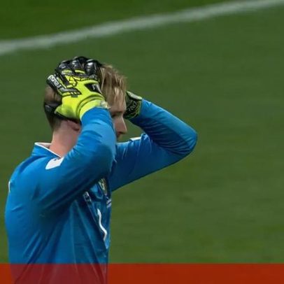 Irlandeses celebram golo de Troy Parrott aos 90'+6