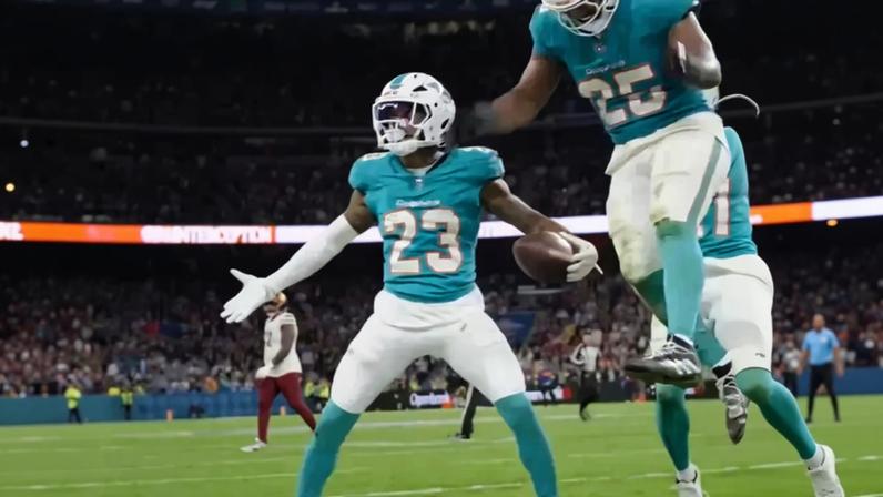 Jack Jones foi herói dos Miami Dolphins no triunfo (16-13) sobre os Washington Commanders