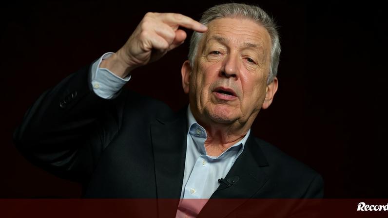 Fernando Tavares, antigo vice-presidente do clube da Luz, em entrevista a Record