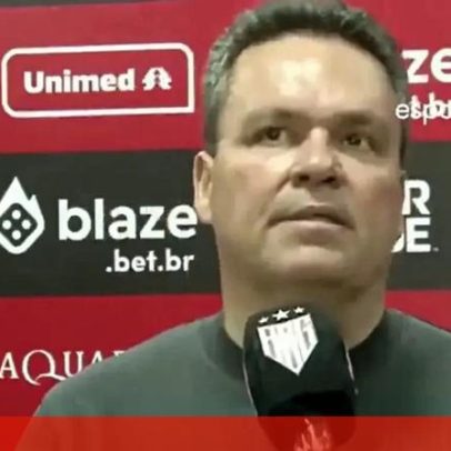 Presidente do Atlético-GO critica formação; jovens devem mudar