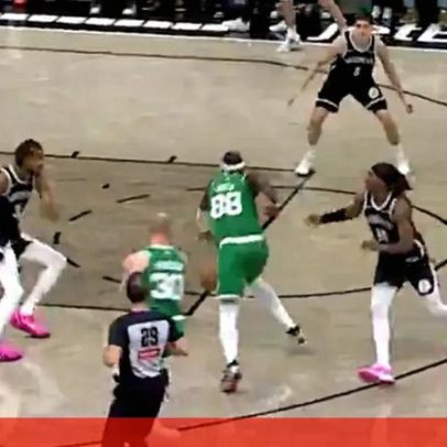 Neemias Queta deixa dois para trás e faz afundanço frente aos Nets