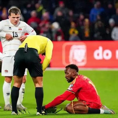 Lukebakio com lesão grave; Benfica aposta na operação e retorna em fevereiro